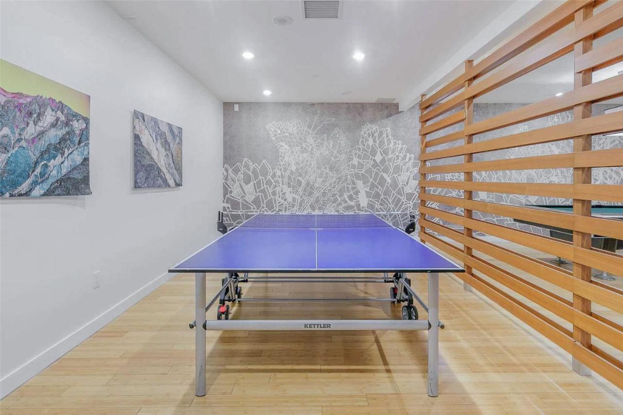 Three-Bedroom Condo With Free Parking Nearby Cn Tower With Lake View Toronto Exterior photo